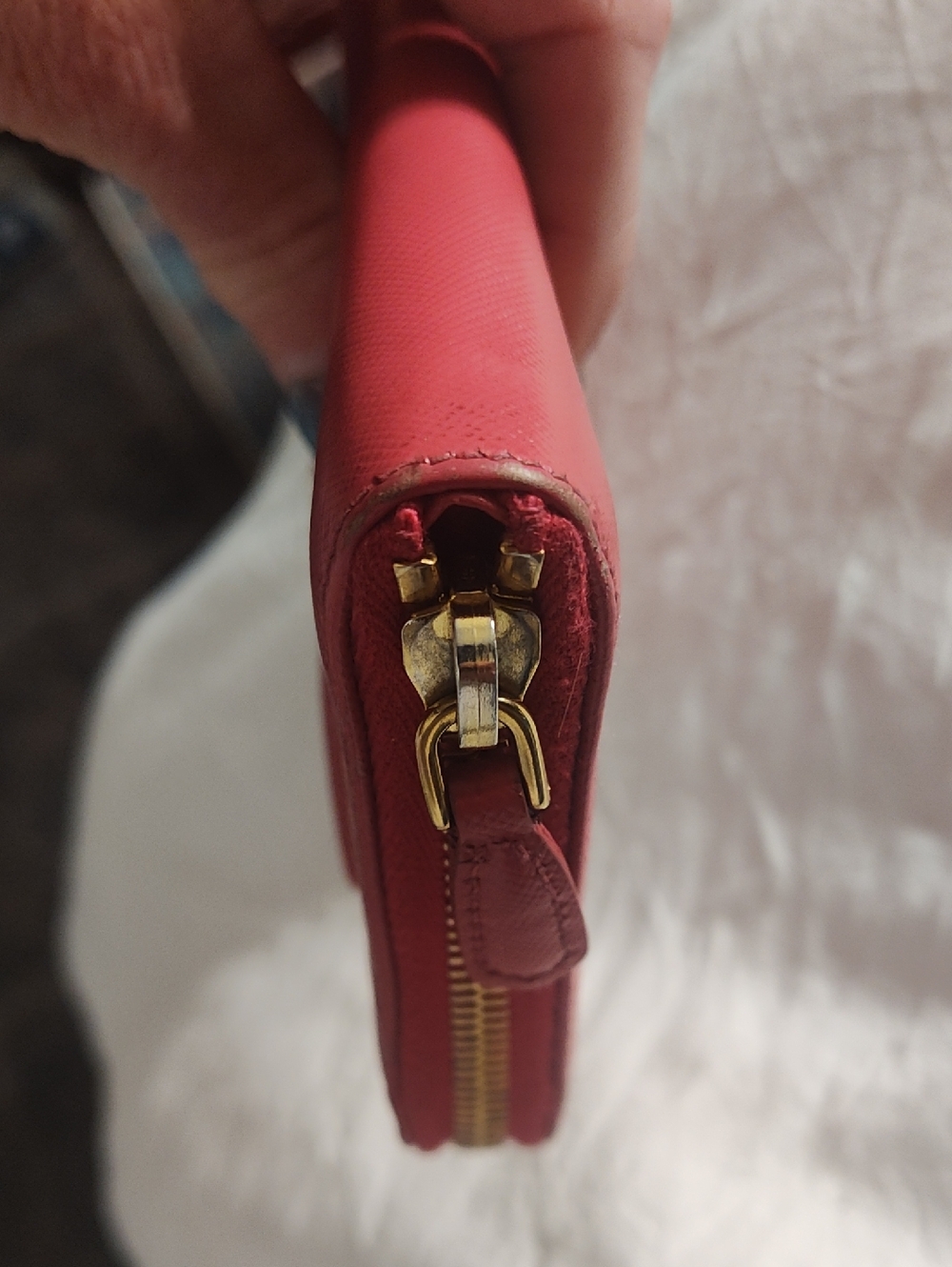 Authentic Prada Pink Saffiano Leather Bow Zip-Around Wallet  Retail $1300 - Picture 4 of 16